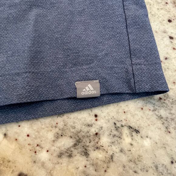 Adidas Casual Shorts 42 - Picture 4 of 6